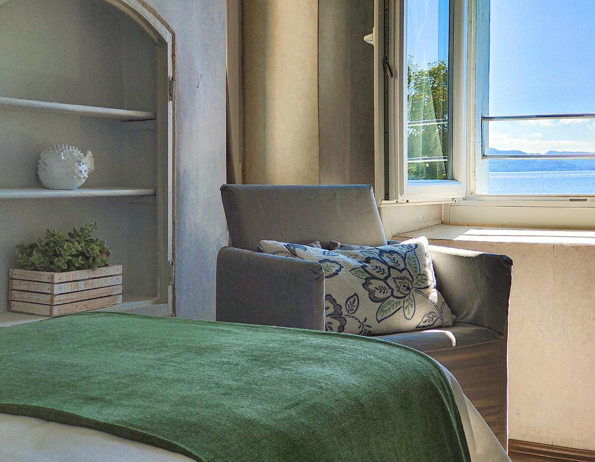 Luxury Lakeside Apartment Right On The Water サロ エクステリア 写真