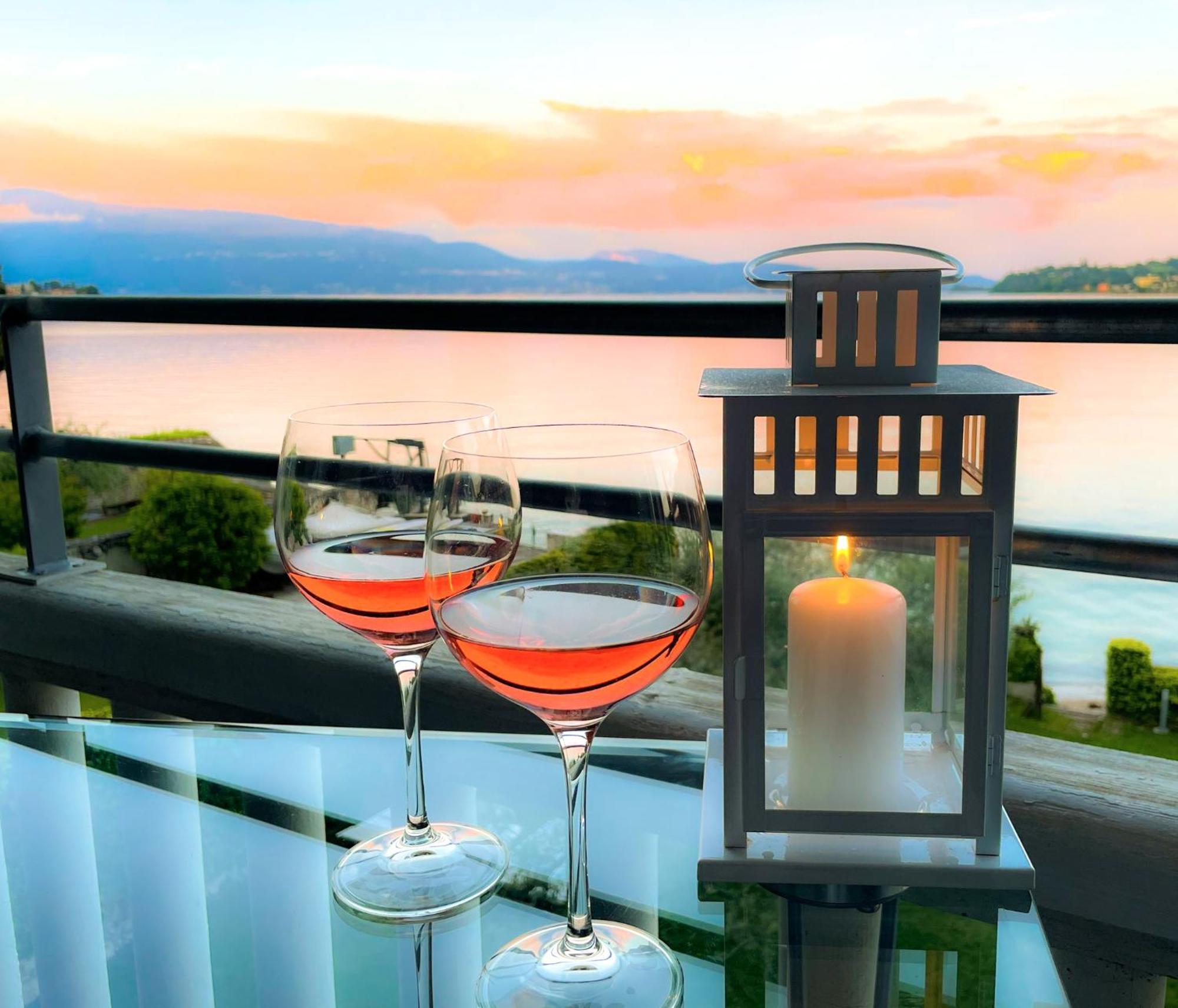 Luxury Lakeside Apartment Right On The Water サロ エクステリア 写真